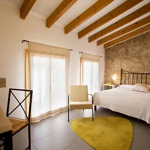 L'hostal - Turisme Interior Pollença